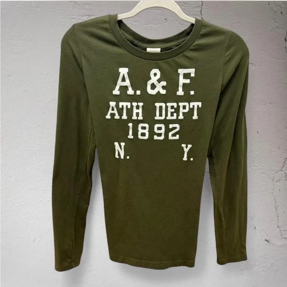 Abercrombie & Fitch Spell out vintage Olive Green Long Sleeve Tee - Picture 1 of 6